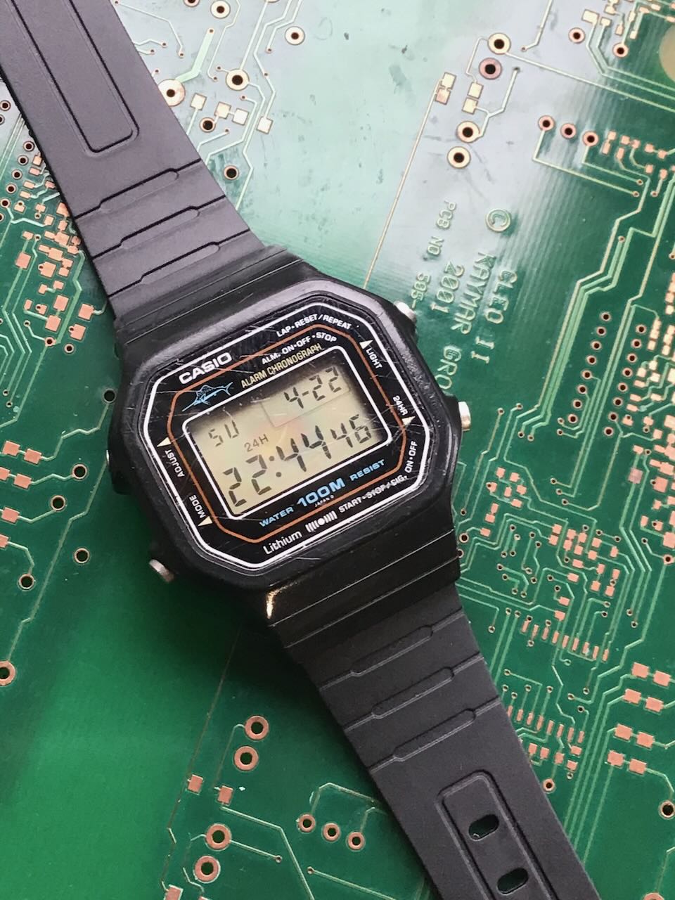 CASIO W-300 80s ”CASIO Marlin” Vintage CASIO - w-300 - Marlin - Vintage Digital Watch - Digital-Watch.com